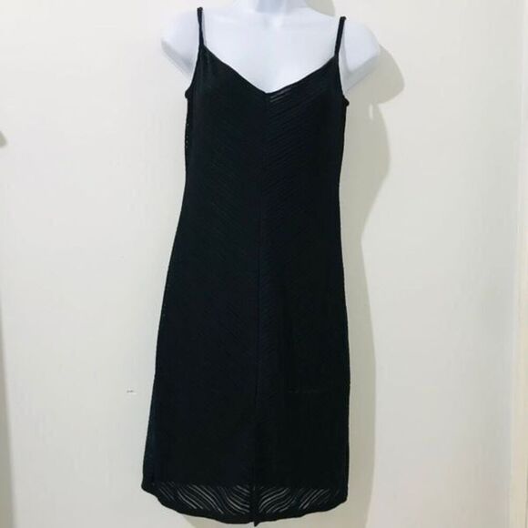 Guess by Marciano Dresses & Skirts - Guess collection sleeveless Dress size 0……0717